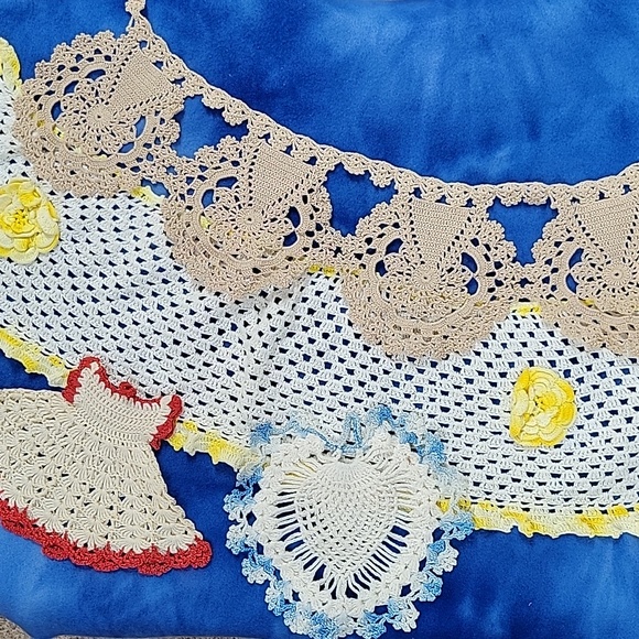 Vintage Doily Lot of 5 - Picture 1 of 12